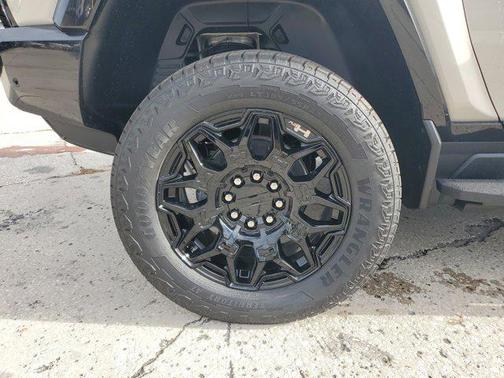 2026 GMC HUMMER EV SUV 2X