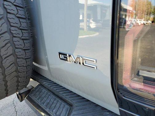 2025 GMC HUMMER EV SUV 2X