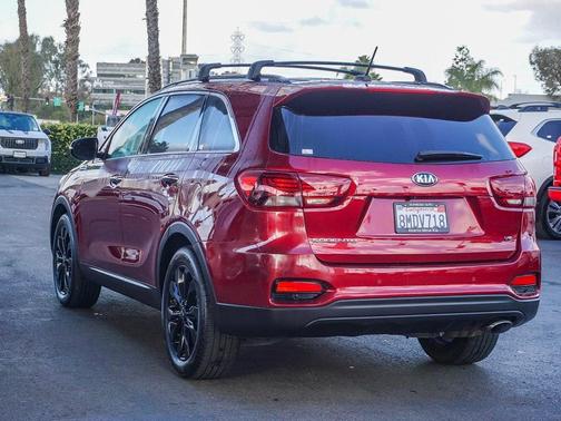 2019 Kia Sorento S