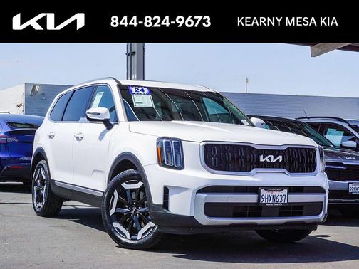 Glacial White Pearl 2024 Kia Telluride EX