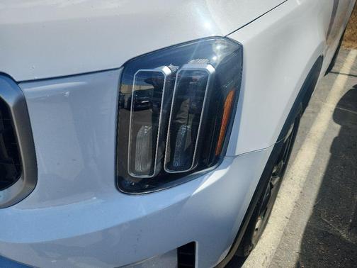 Glacial White Pearl 2024 Kia Telluride EX