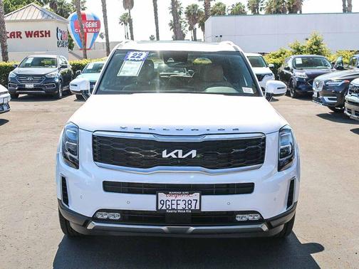Glacial White Pearl 2022 Kia Telluride SX