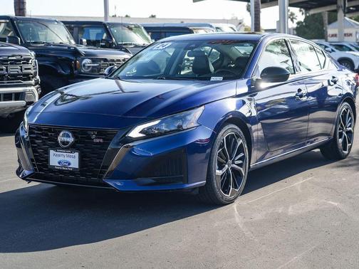 Deep Blue Pearl 2024 Nissan Altima 2.5 SR