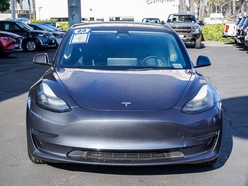 2023 Tesla Model 3 Base