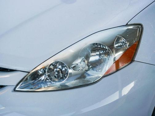 2010 Toyota Sienna LE