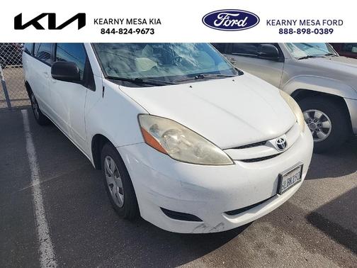 2010 Toyota Sienna LE