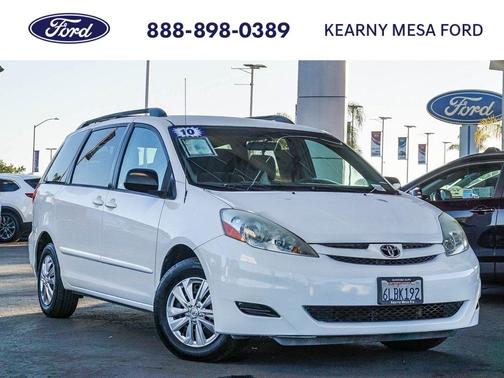 2010 Toyota Sienna LE