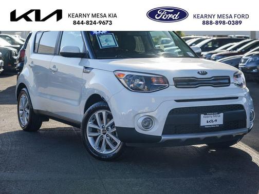 Clear White 2017 Kia Soul +