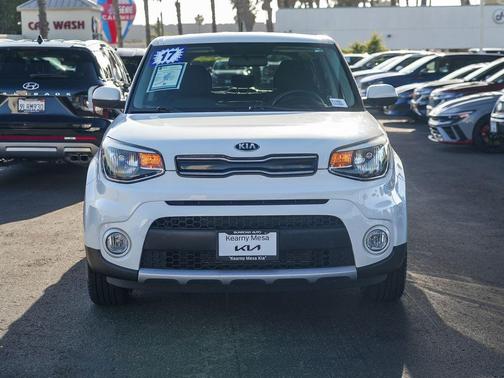Clear White 2017 Kia Soul +