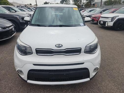 Clear White 2017 Kia Soul +
