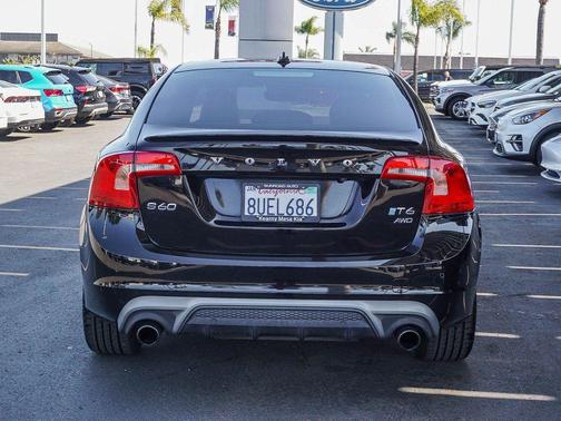 2016 Volvo S60 T6 Drive-E R-Design Platinum