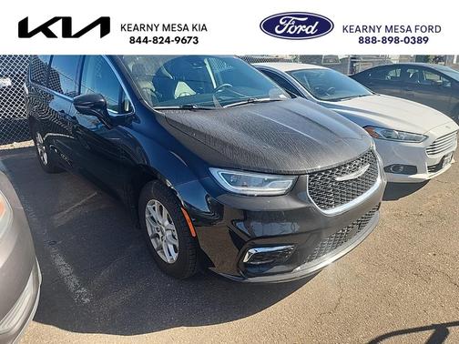 2024 Chrysler Pacifica Touring-L