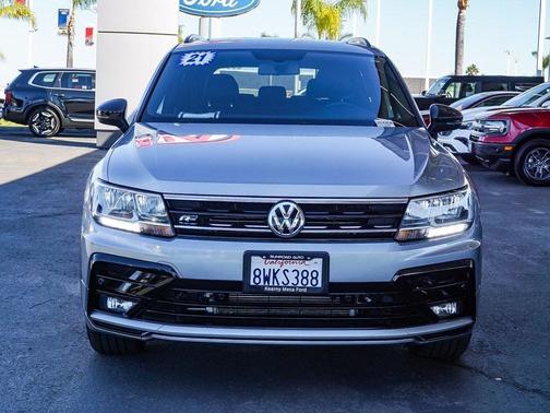 2021 Volkswagen Tiguan 2.0T SE R-Line Black
