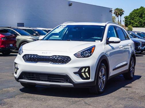 Snow White Pearl 2022 Kia Niro Plug-In Hybrid EX Premium
