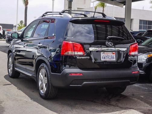 Ebony Black 2013 Kia Sorento EX