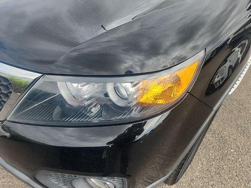 Ebony Black 2013 Kia Sorento EX