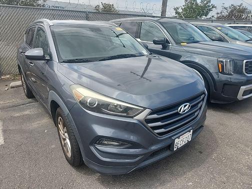Coliseum Grey 2016 Hyundai TUCSON SE