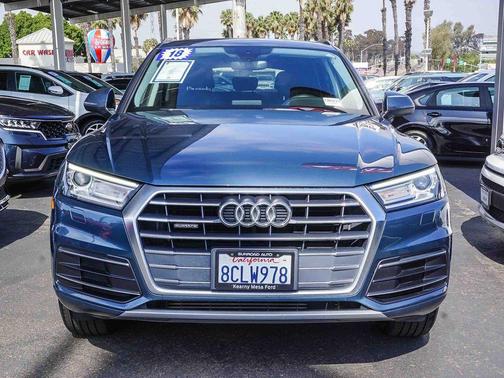 Utopia Blue Metallic 2018 Audi Q5 2.0T Premium