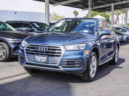 Utopia Blue Metallic 2018 Audi Q5 2.0T Premium