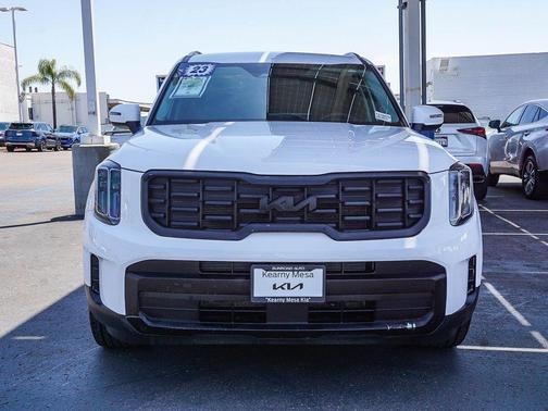 Glacial White Pearl 2023 Kia Telluride S