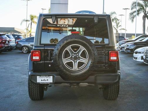 2018 Jeep Wrangler Unlimited Sport