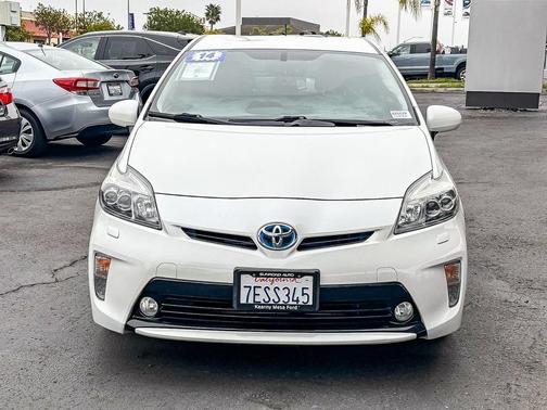 2014 Toyota Prius Five