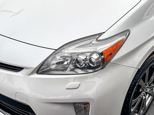 2014 Toyota Prius Five