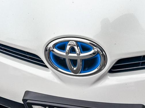 2014 Toyota Prius Five