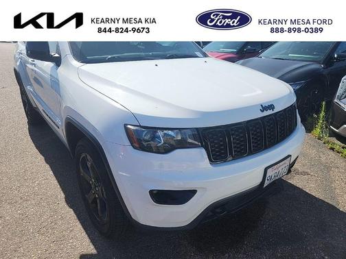 Bright White Clearcoat 2018 Jeep Grand Cherokee Upland
