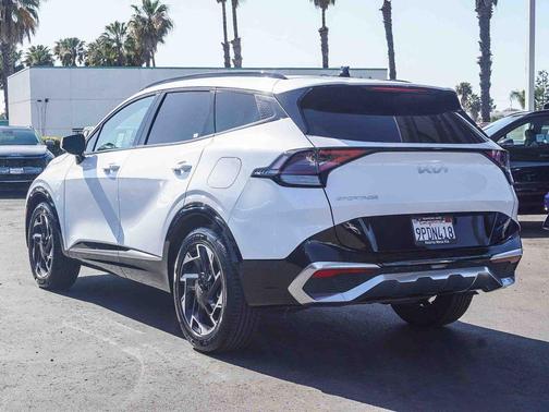 Glacial White Pearl 2024 Kia Sportage SX-Prestige