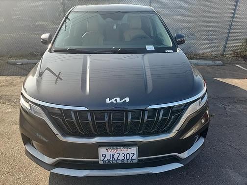 2024 Kia Carnival LX