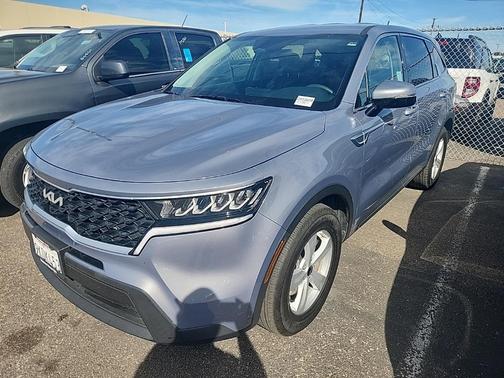 2023 Kia Sorento LX