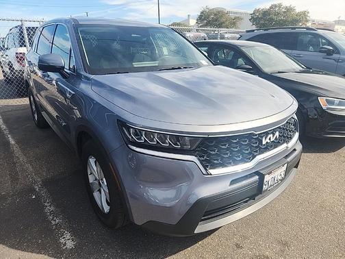 2023 Kia Sorento LX
