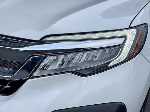 2022 Honda Pilot Touring 7-Passenger