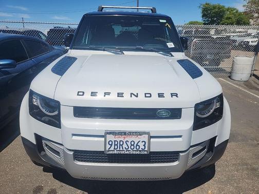 Yulong White 2023 Land Rover Defender 110 S