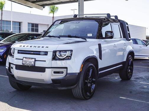 2023 Land Rover Defender 110 S