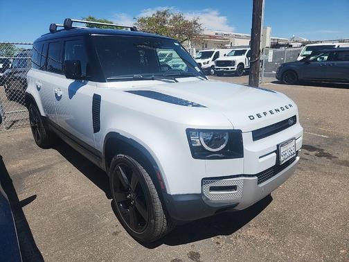 Yulong White 2023 Land Rover Defender 110 S