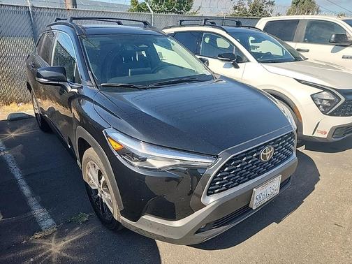 2024 Toyota Corolla Cross XLE