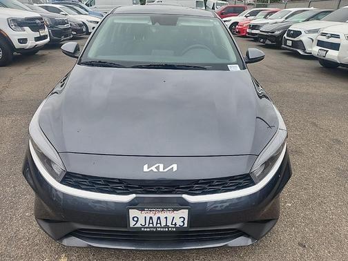 Gravity Gray 2023 Kia Forte LXS