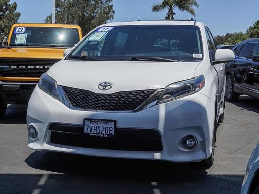 2017 Toyota Sienna SE