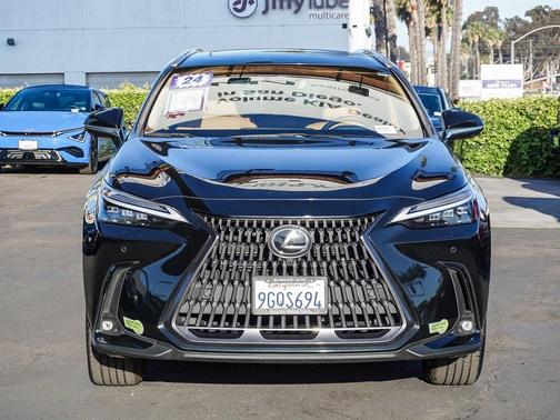 2024 Lexus NX 450h+ Luxury
