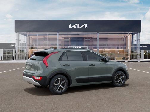 Green 2026 Kia Niro EX
