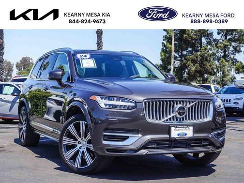 Platinum Gray Metallic 2024 Volvo XC90 Recharge Plug-In Hybrid T8 Ultimate 6-Seater