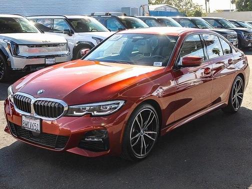 2019 BMW 330 i xDrive