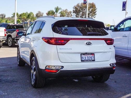 2021 Kia Sportage EX