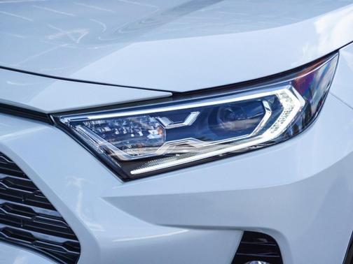2021 Toyota RAV4 Hybrid XSE