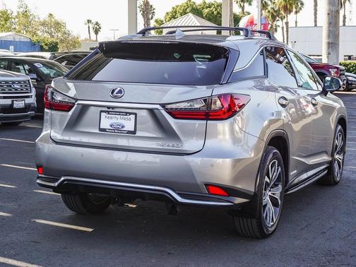 2022 Lexus RX 450h Base