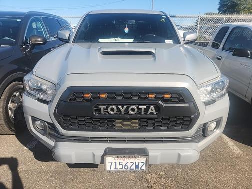 2020 Toyota Tacoma TRD Sport