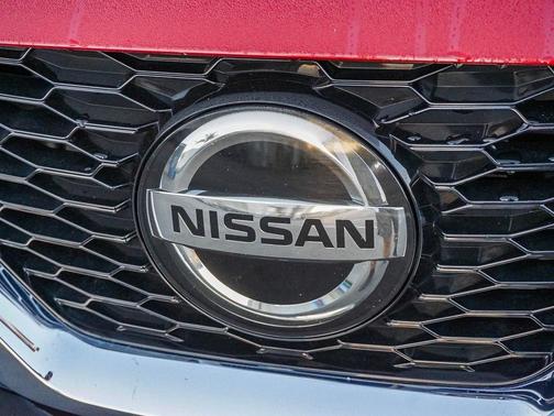 2020 Nissan Rogue Sport SV