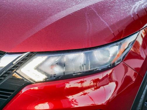 2020 Nissan Rogue Sport SV